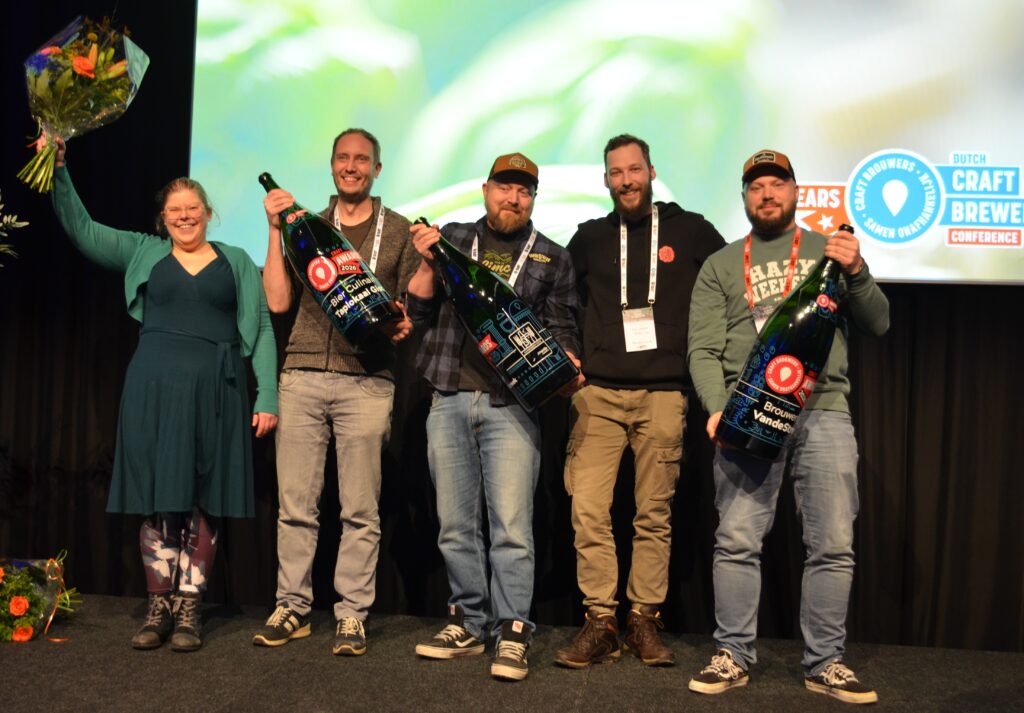 Taplokaal Gist en vandeStreek winnen CRAFT Awards